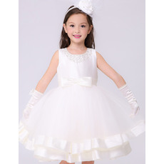 Stylish Ball Gown Beaded Round/ Scoop Sleeveless Short White Flower Girl Dresses with Satin-trimmed