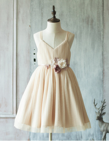 Discount Charming Spaghetti Straps Knee Length Chiffon Flower Girl Dresses with Hand-made Flowers